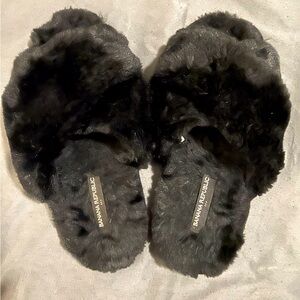 Banana Republic slippers